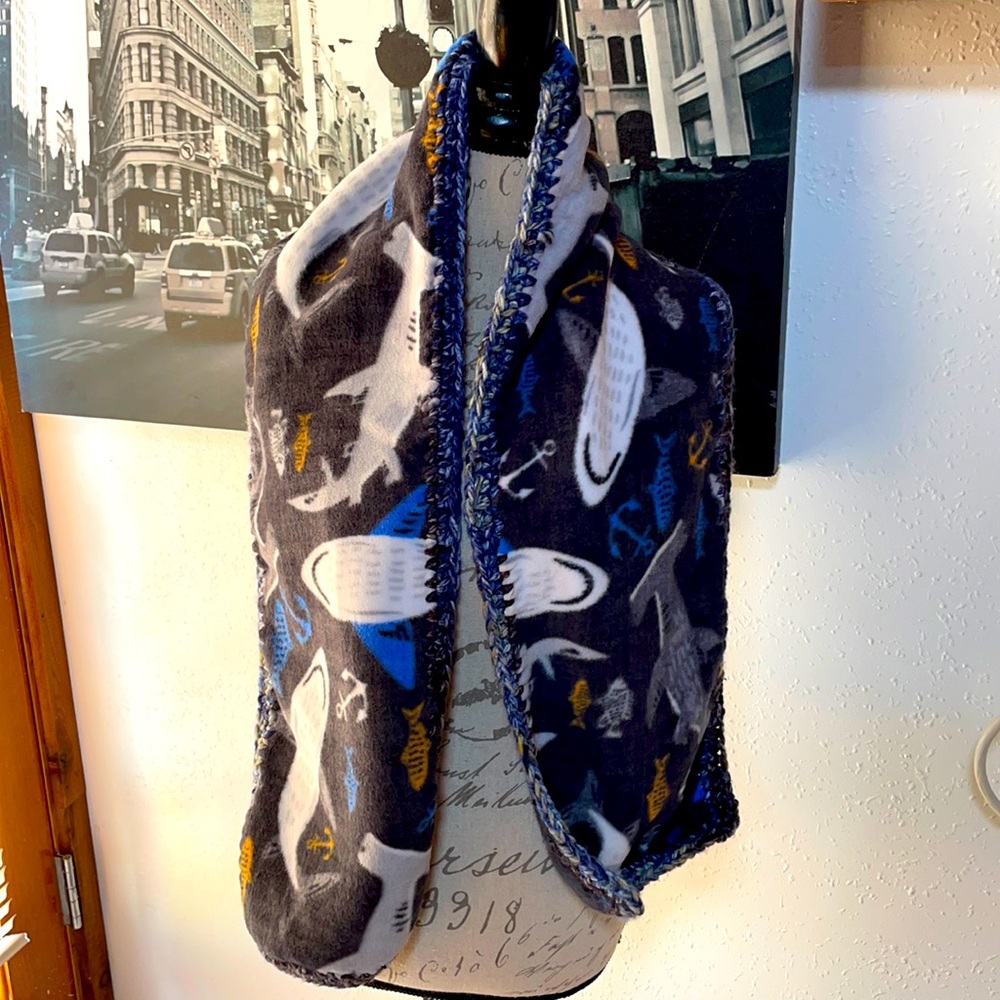 Kids shark scarf